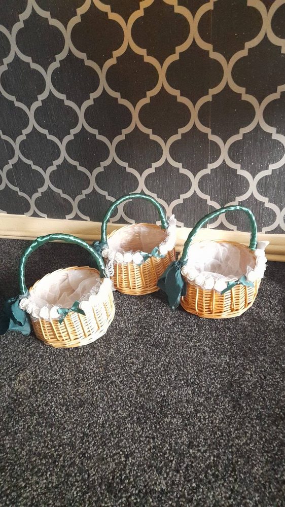 Personalised wicker flower girl baskets with lace and ribbon trim